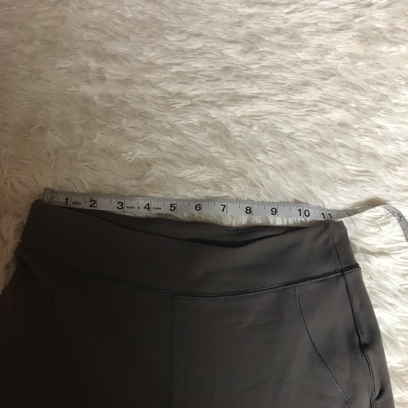 ALO YOGA Pants leggings -Gray Size none measurements In the Photos - Picture 12 of 14